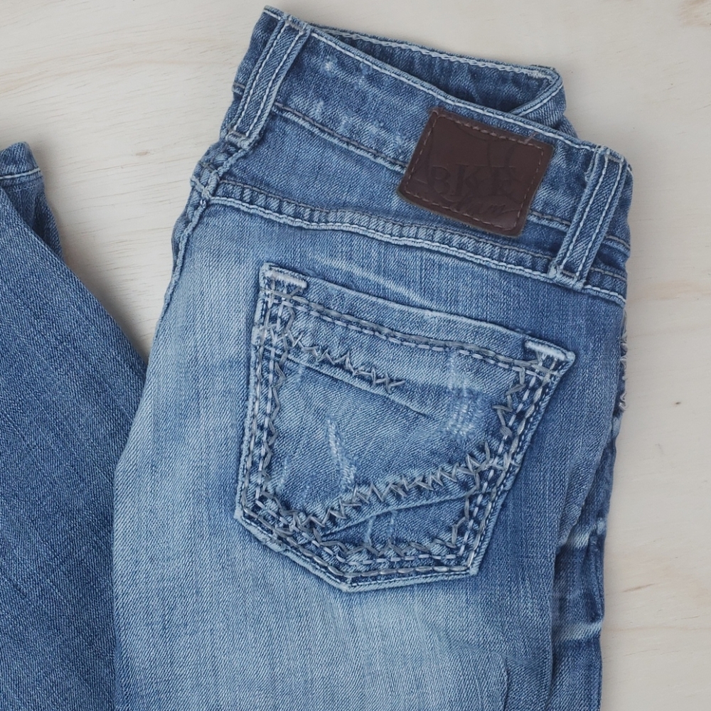 🎀 BKE Stella distressed jeans